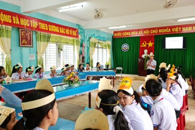 Sinh hoạt Câu lạc bộ Tiếng Anh.