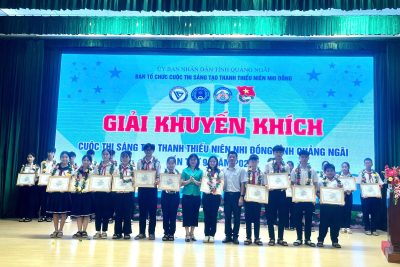 Dự tổng kết và trao giải thưởng Cuộc thi sáng tạo thanh thiếu niên nhi đồng tỉnh lần thứ 9 năm 2024