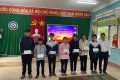 Chương trình Trao học bổng khuyến học – Hội đồng hương thôn Lâm Thượng cho học sinh vượt khó, xuất sắc trong học tập.